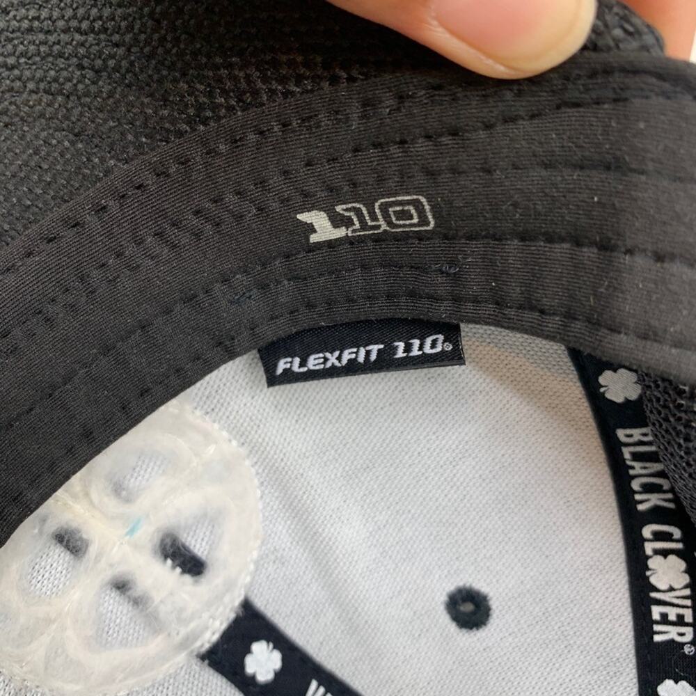 Black Clover Hat Mens Snapback Black Flexfit Tech 110 Mesh Back Biltmore Logo - Picture 10 of 13